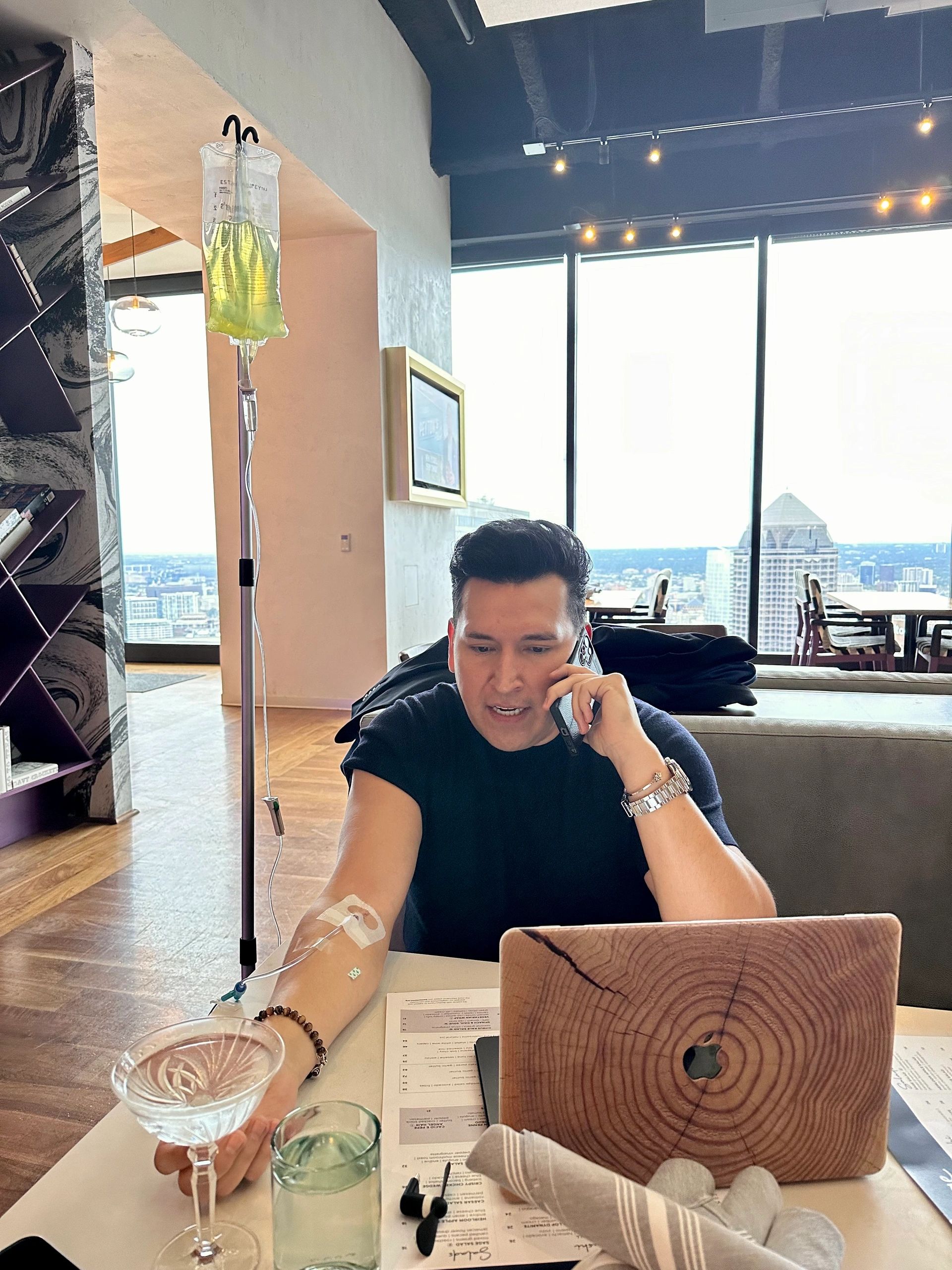 Get Instant Results with Mobile IV Therapy | Mister Botox